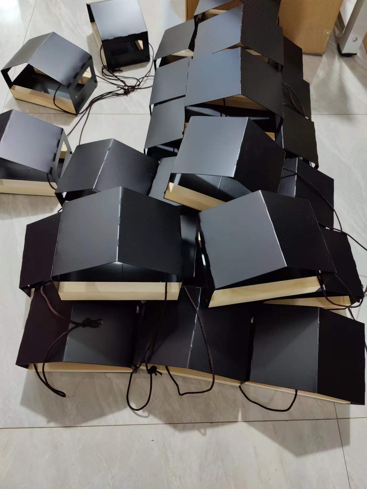 Decoration Hanging Bird Feeder